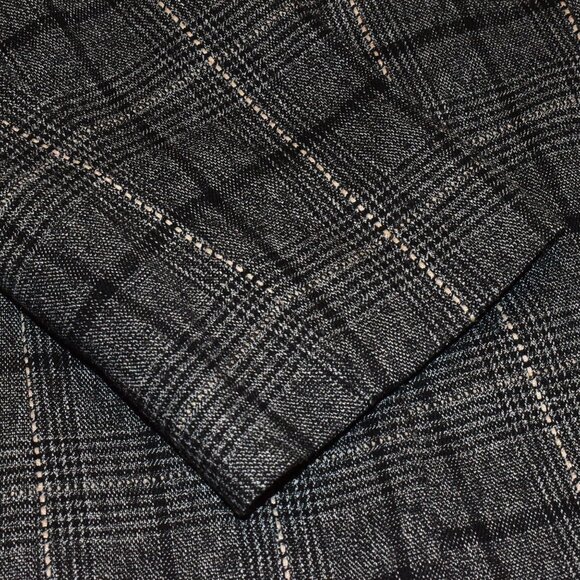 Tahari Relax Fit Grey Black Plaid Blazer Jacket Size 12 - Picture 9 of 14